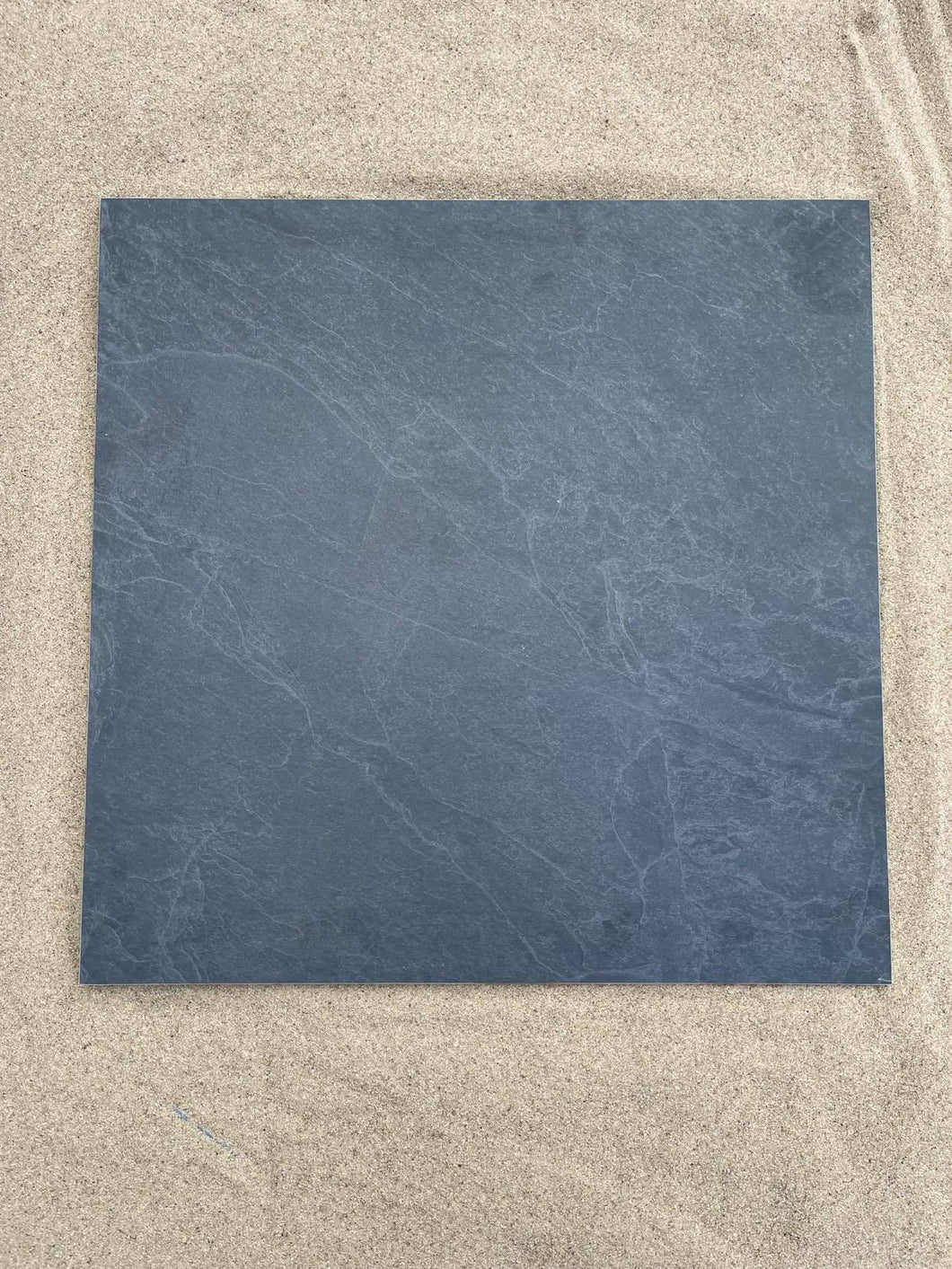 Pris pr. pakke Zeus Slate 60x60cm